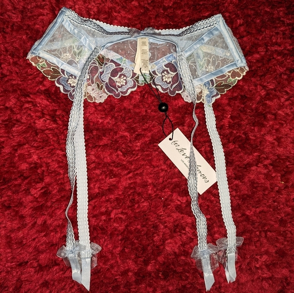 D5. NWT FOR LOVE AND LEMONS LUELLA GARTER BELT - Picture 2 of 9